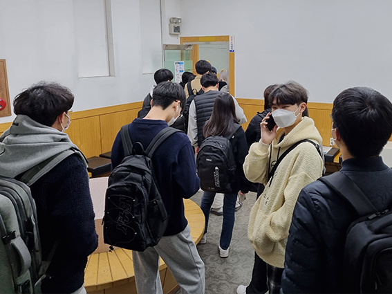 서비스디자인전공! 3월 신학기 창파도서관 투어